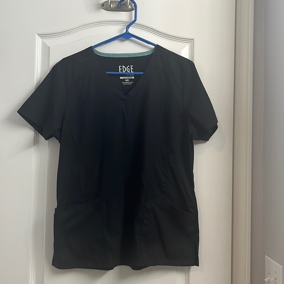 Scrub top - Picture 1 of 2